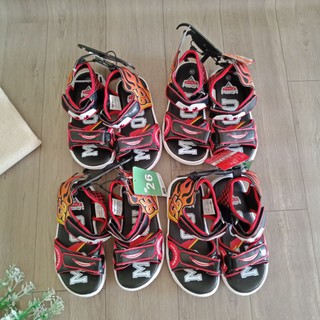 Giày Sandal bé trai xe đỏ