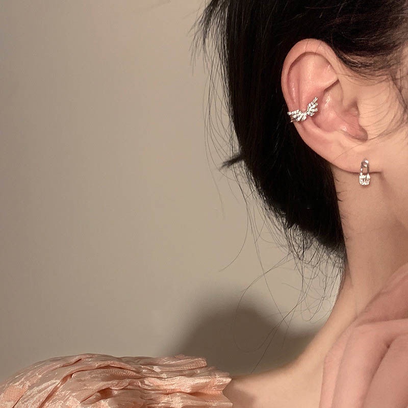 Khuyên Tai Hình Cánh Thiên Thần Đính Đá Thiết Kế Mới Cao Cấp Thời Trang
