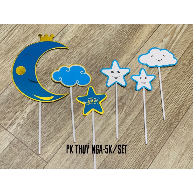 5 set cắm trăng sao đội vương miện VN