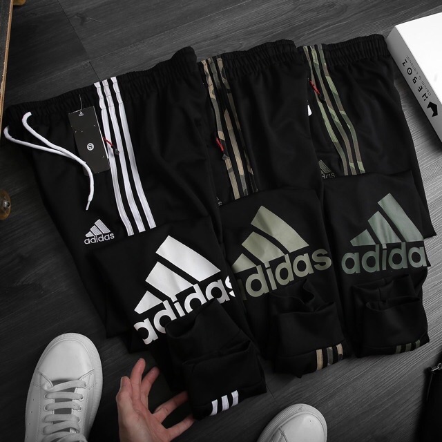 Quần jogger adidas