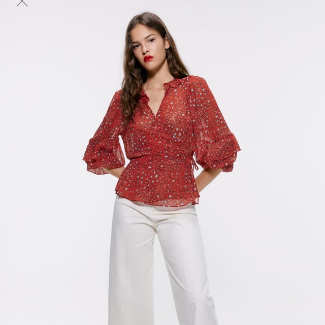 Áo voan đỏ hoạ tiết nhí zara auth newtag XS