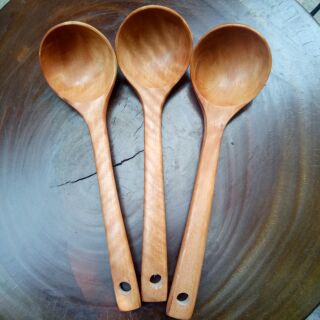 Muôi canh nhỏ  gỗ nhãn kt  ( 21,5*6 cm)