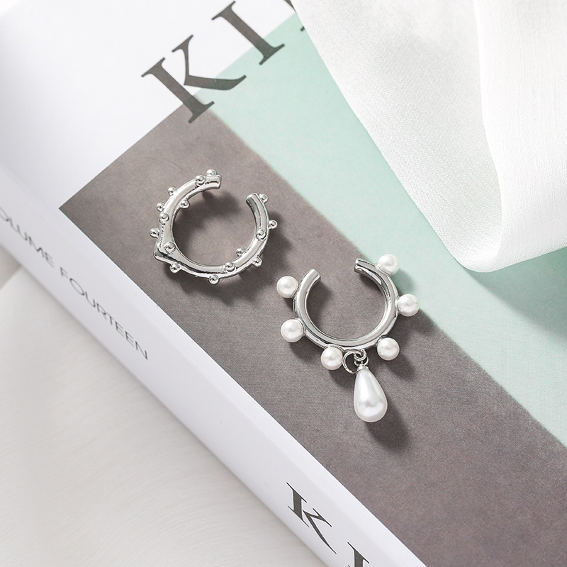 Bộ Hai Khuyên Kẹp Tai Hình Giọt Nước Đính Ngọc Trai Phong Cách Hàn Quốc Chất Lượng Cao Cá Tính Không Cần Xỏ Lỗ Cho Nữ