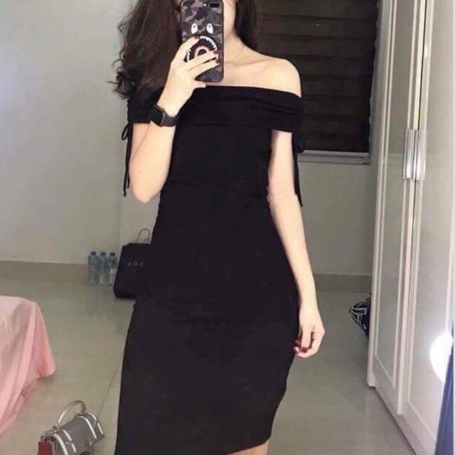 Váy mango outlet bẹt vai màu đen, chất thun còn nguyên tag - size S tầm 48kg đổ lại - giá k sale: 650k