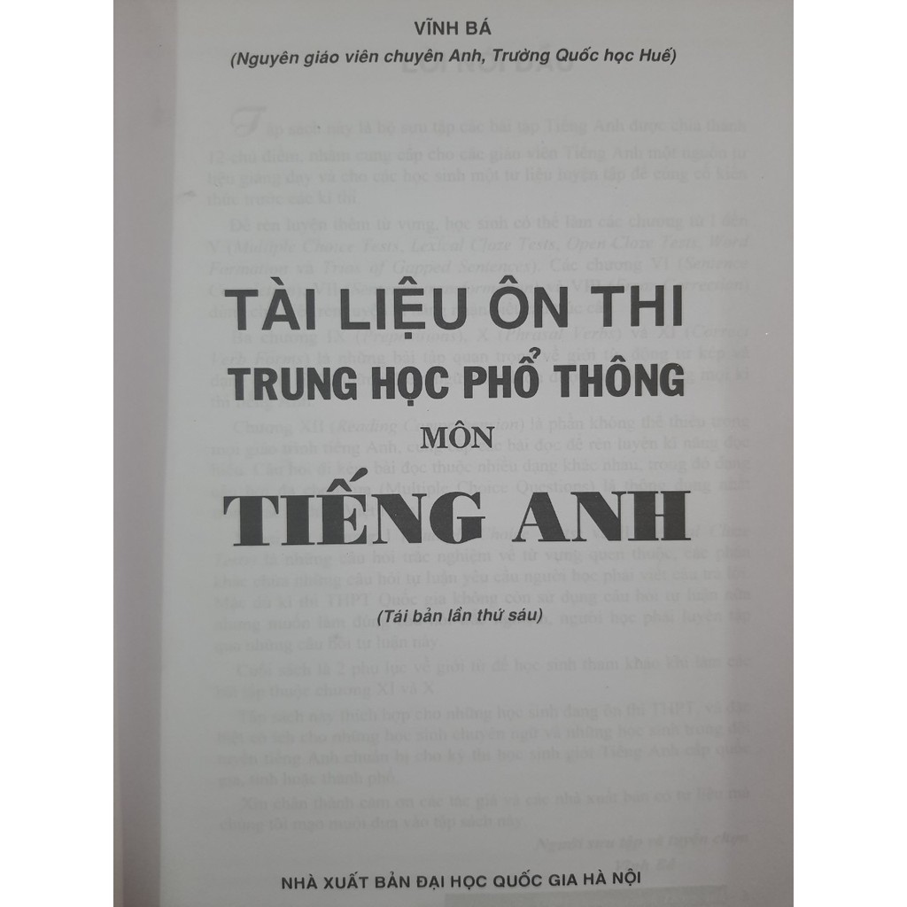 Sách - Tài Liệu Ôn Thi THPT Môn Tiếng Anh