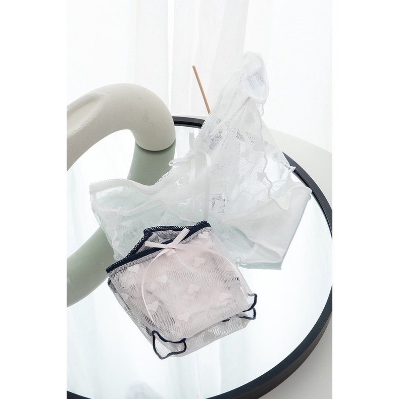 Quần lót nữ ren lưới tim Vanvene cạp vừa đính nơ lót quần 2 lớp cotton không hằn viền mới Q352 | BigBuy360 - bigbuy360.vn