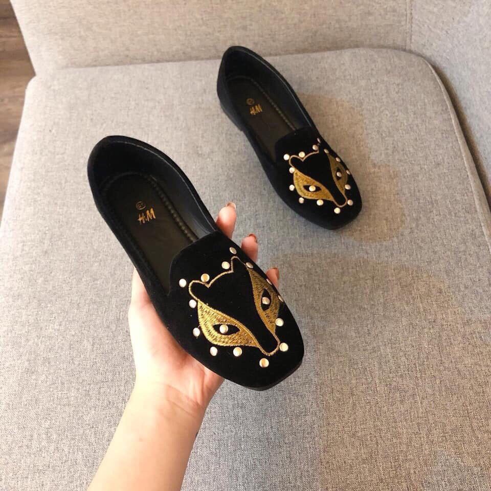 Giày thêu hình cáo( sale 59k)