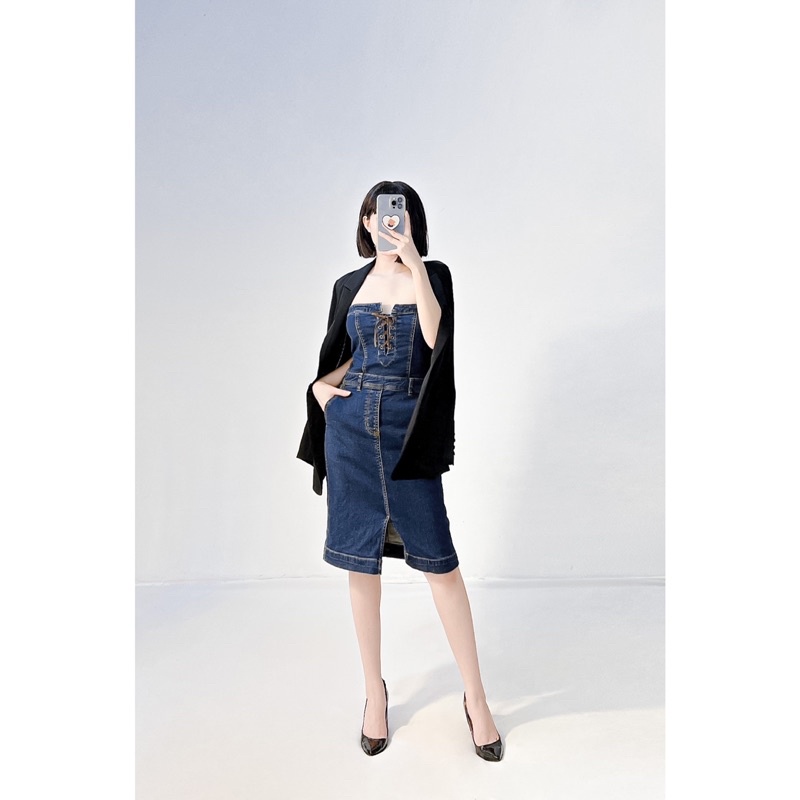 Đầm ống jean thắt dây xẻ tà
