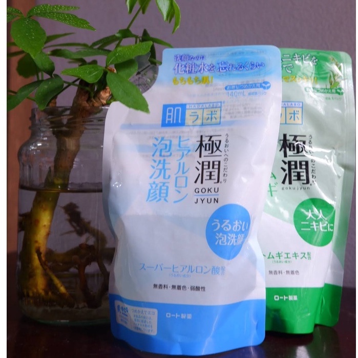 Sữa rửa mặt Hada.labo dạng bọt / Có túi refill tiện lợi và tiết kiệm