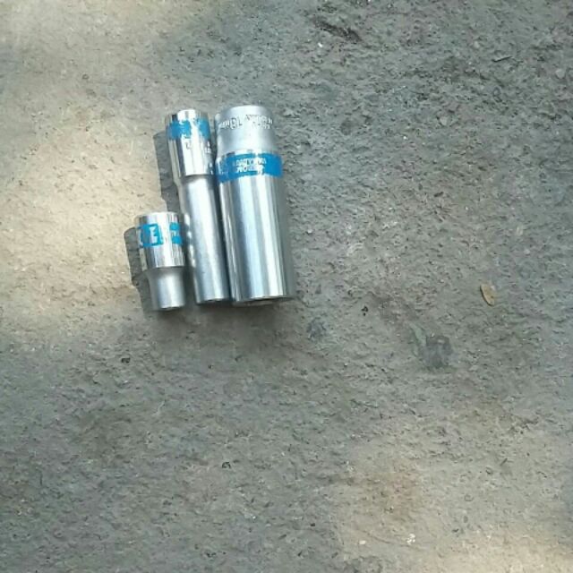 Tuýp khẩu lẻ tay 1/4