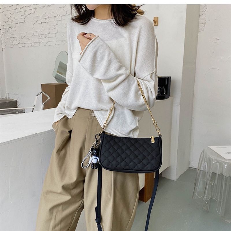 Túi Kẹp Nách ,Túi Xách Nữ Đeo Chéo Dây Xích Tặng Kèm Gấu