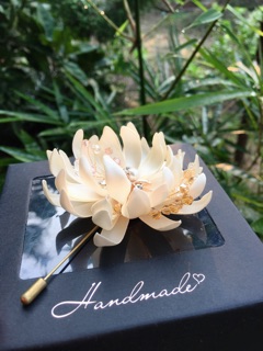 Hoa cài áo- hoa cúc handmade