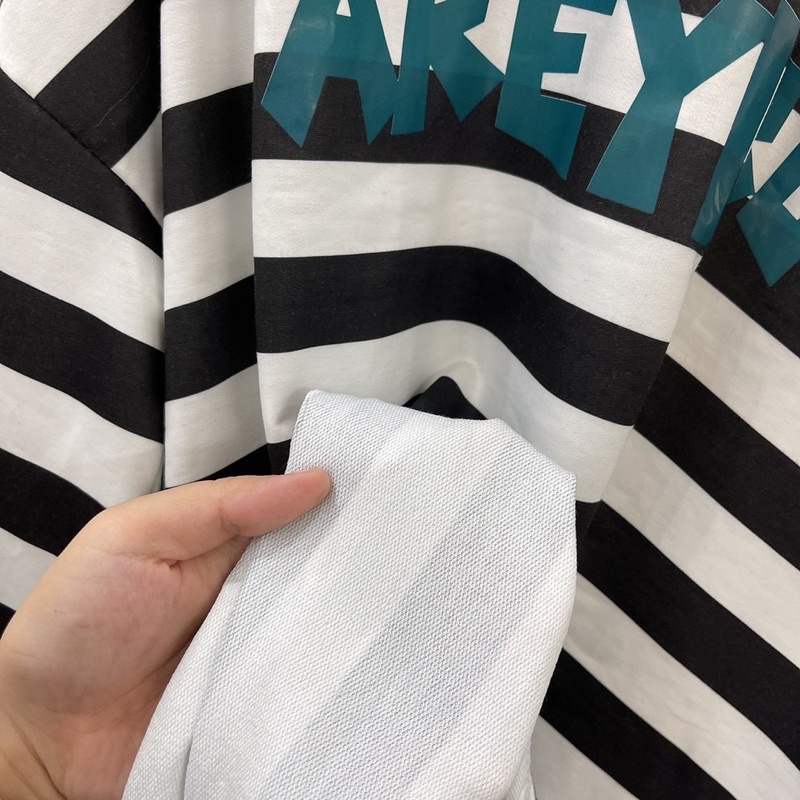 Sét kẻ đen trắng da cá