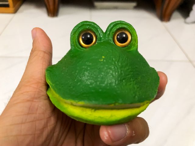 ẾCH ĐÓNG HẢ MIỆNG TRANG TRÍ HỒ CÁ 11x8x7cm