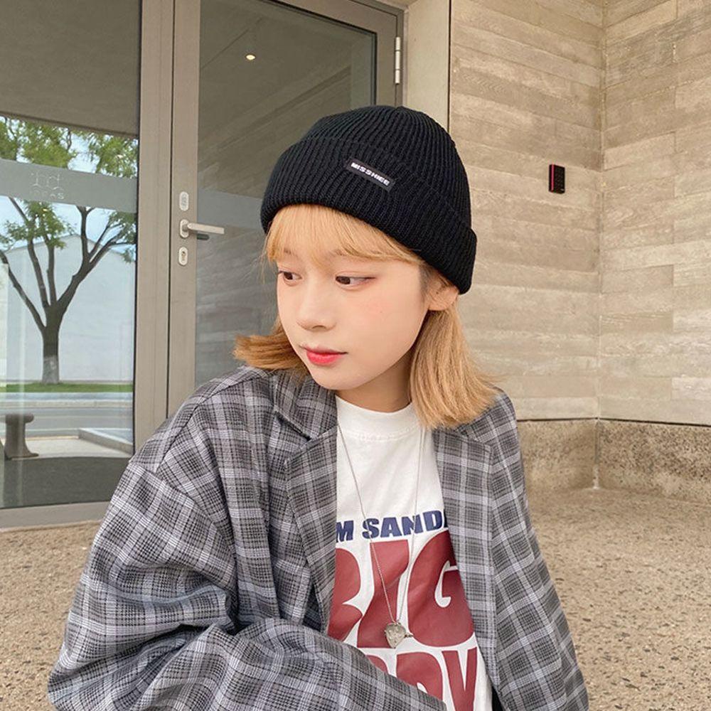 Mũ Len Beanie Màu Sắc Kẹo Ngọt Họa Tiết Chữ Đơn Giản Thời Trang Thu Đông Cho Nữ