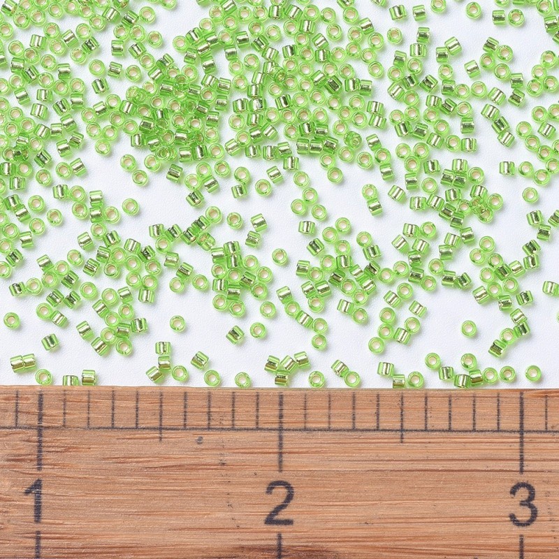 10g MIYUKI Delica Beads Cylinder Japanese Seed Beads 11/0  Dyed Silver Lined Pink 1.3x1.6mm Hole: 0.8mm about 2000pcs/10g