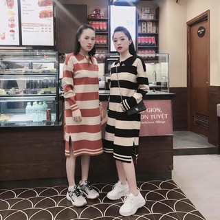 Váy len kẻ