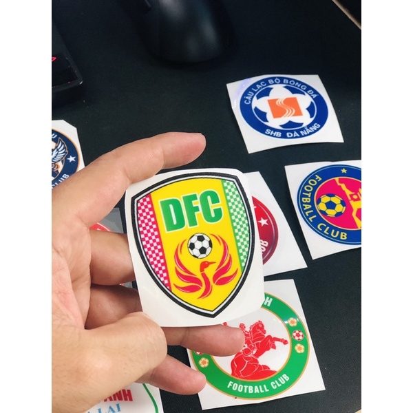 Logo ủi các câu lạc bộ bóng đá Việt Nam