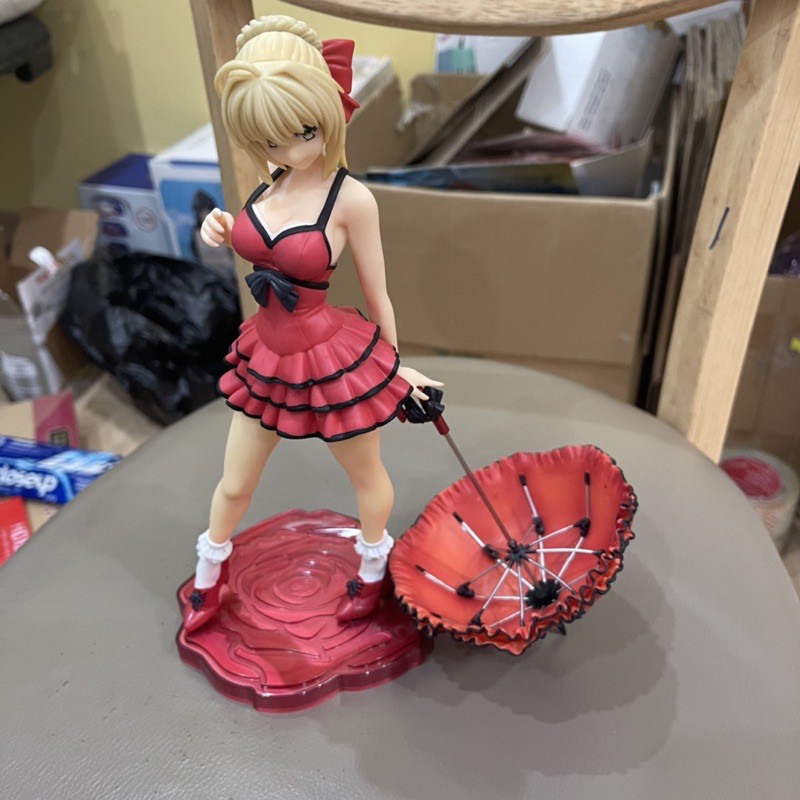 Mô hình figure nhân vật Saber trong FGO collection