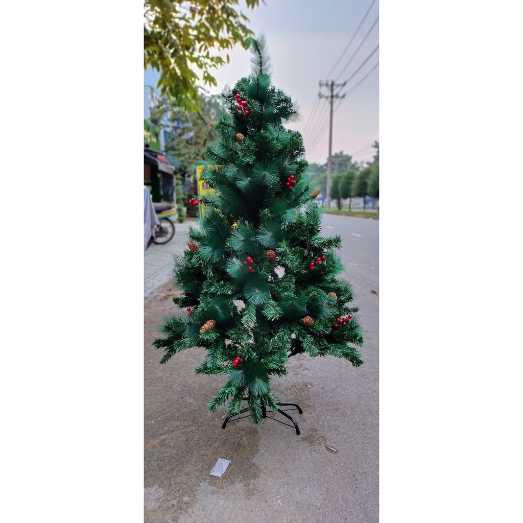 Cây thông Noel xanh CAO 1.2M (TẶNG 3 DÂY KIM TUYẾN)