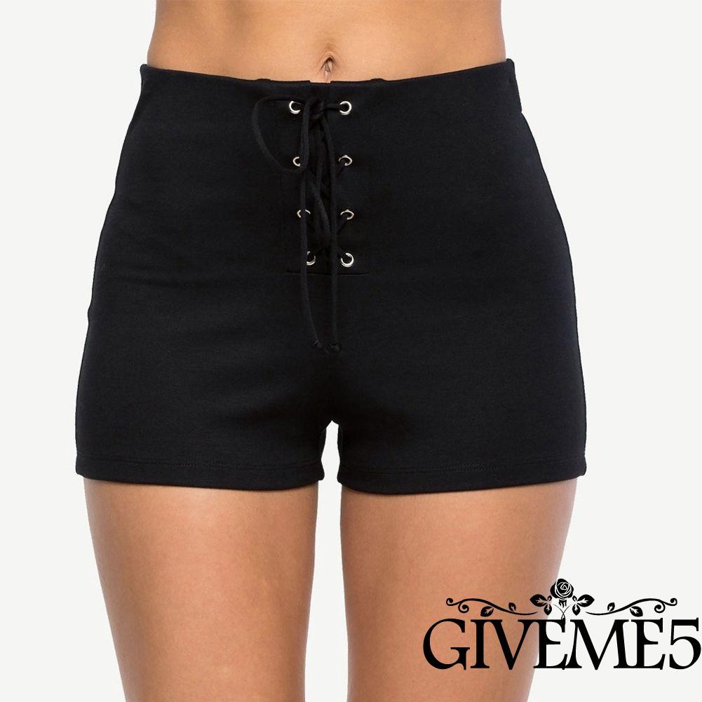 Quần short lưng thun phối họa tiết trẻ trung năng động dành cho nữ