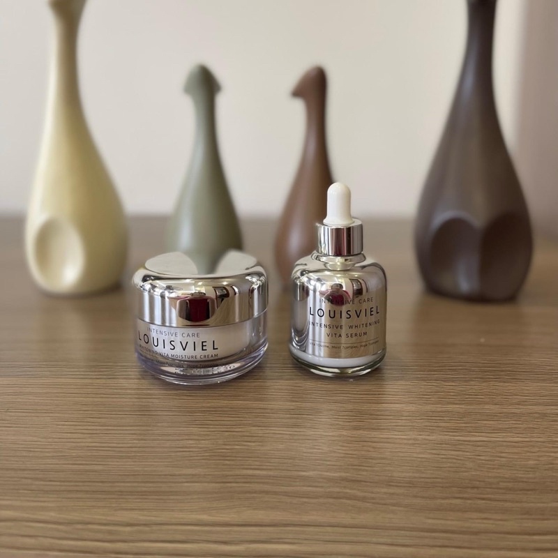 Bộ dưỡng trắng da mờ nám mụn tàn nhang trắng mịn nhue da em bé Louisviel Hàn quốc gồm toner serum kem dưỡng louisviel