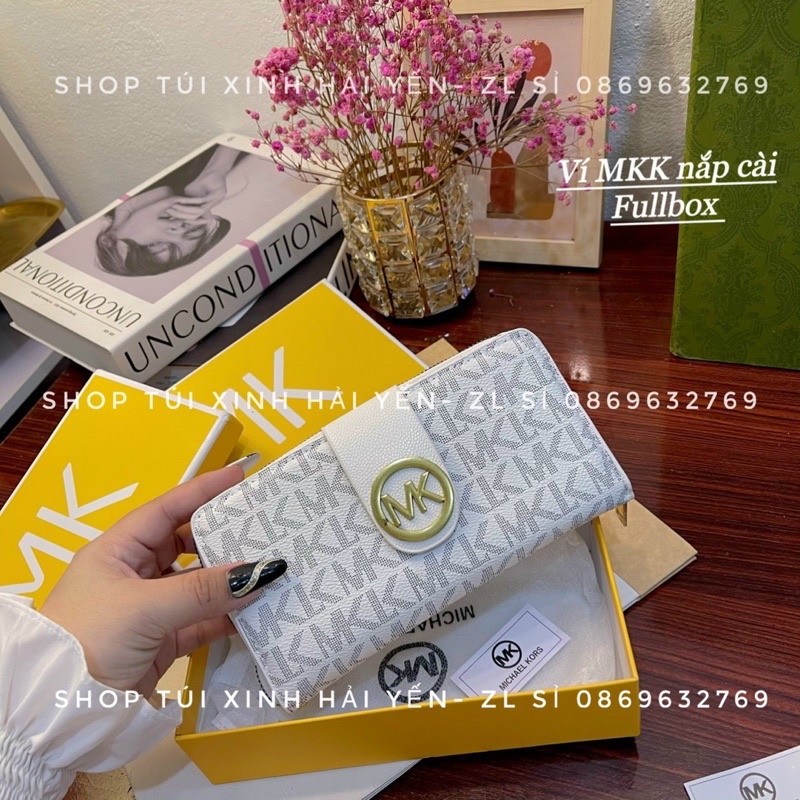Ví dài cầm tay, ví mk cúc bấm logo nổi,đựng thẻ tiện dụng thời trang cute