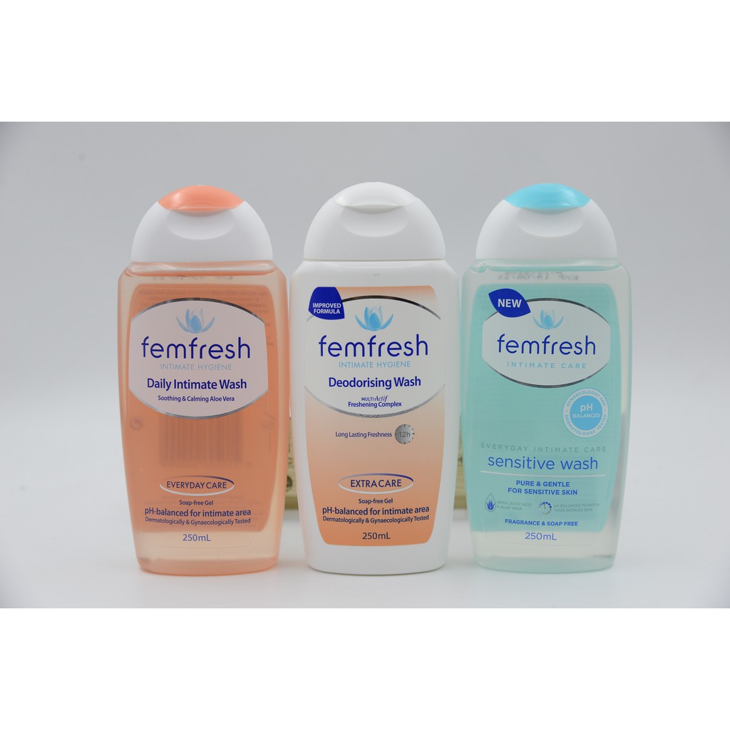 Dung dịch vệ sinh phụ nữ Femfresh nhiều màu -  250ml