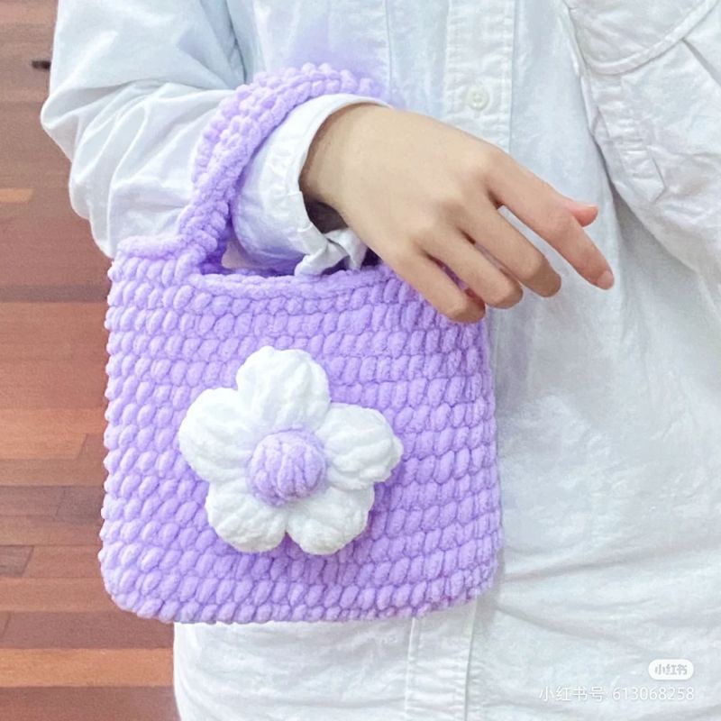 Túi handmade hoa nhung