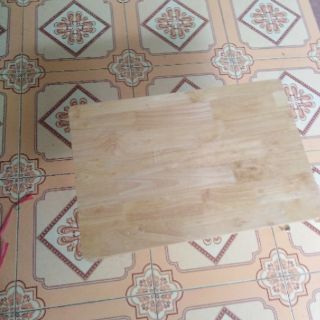 bàn gỗ cao su 40x60x28 chân sắt gấp gọn