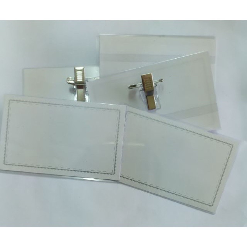 Thẻ cài ngực Sakura