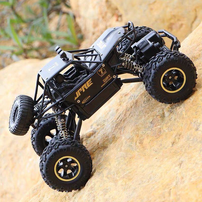 Hợp kim quá khổ Điều khiển từ xa xe off-road tốc độ cao bốn bánh dẫn điện sạc điều khiển từ xa xe trẻ em trai đua