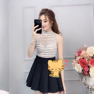 Áo thun cổ lọ