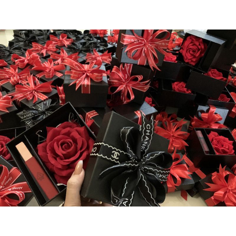 Hộp hoa đựng son kem dài cao cấp kèm nơ + hoa sỉ giá cực tốt Zalo 0973163558.