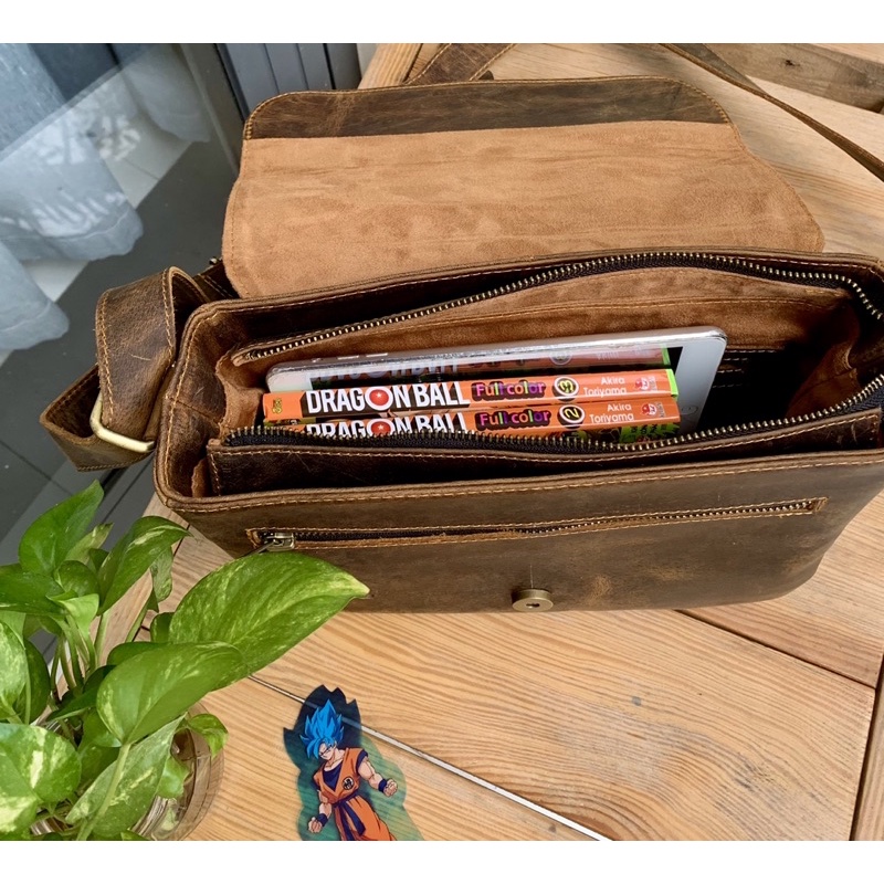 Túi đeo chéo Da bò sáp ngựa điên BF108 Da bò thật thời trang nam