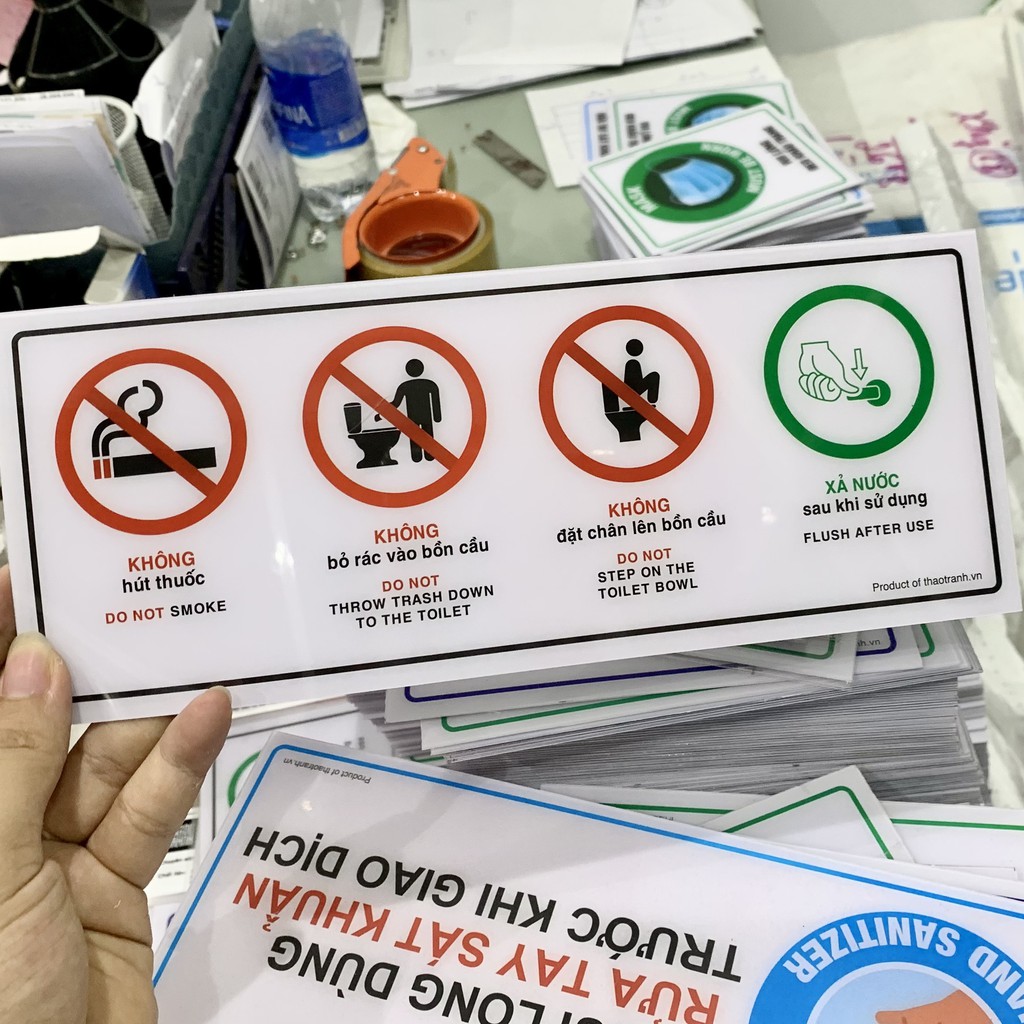 Biển Nhắc Nhở Trong Buồng Vệ Sinh - Decal Dán Tường, Dán Kính -Tem Cảnh Báo - Decal Cảnh Báo - Sticker Trang Trí