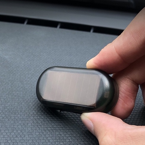 Năng lượng mặt trời Mô phỏng Báo động giả Chống trộm Cảnh báo Đèn LED Flash Ánh sáng phổ biến cho xe hơi Winter064