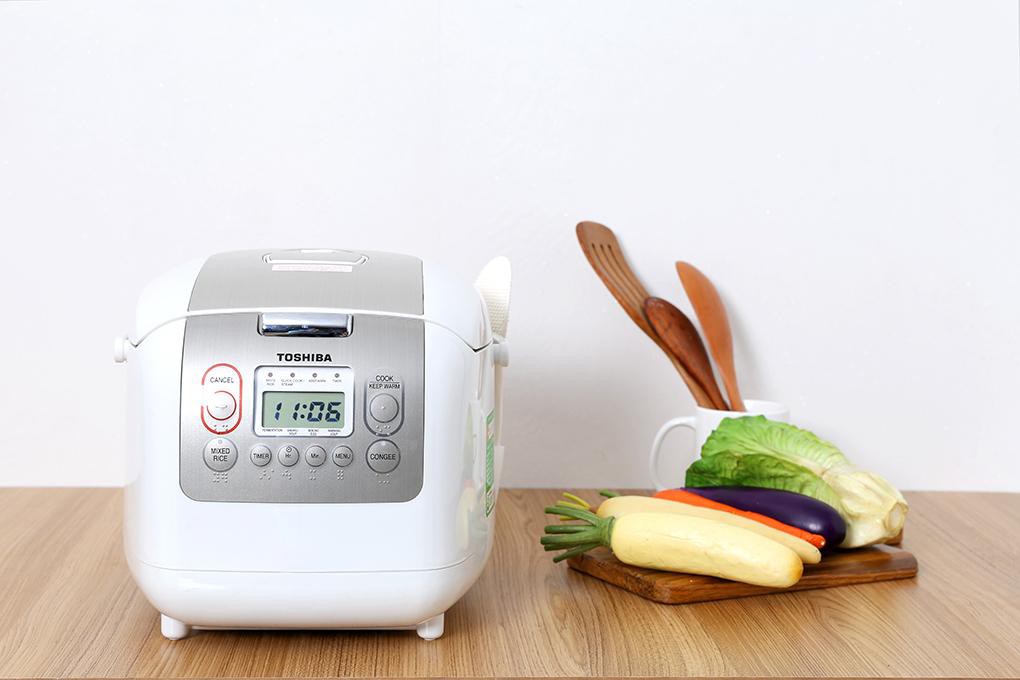 Nồi cơm điện tử Toshiba 1.8 lít RC-18NMFVN(WT) MỚI 100% -Sản Xuất Tại Thai lan, bảo hành 12 tháng chính hãng