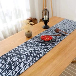 Cờ trải bàn theo phong cách Nhật Bản