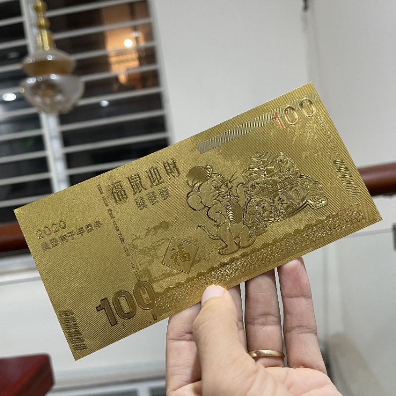 Lá vàng tài lộc may mắn phong thủy mẫu ngẫu nhiên