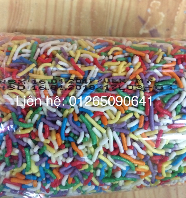 Cốm rắc kem màu