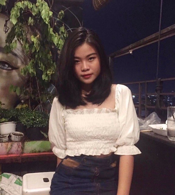 Áo croptop nhún trắng, đen, nâu