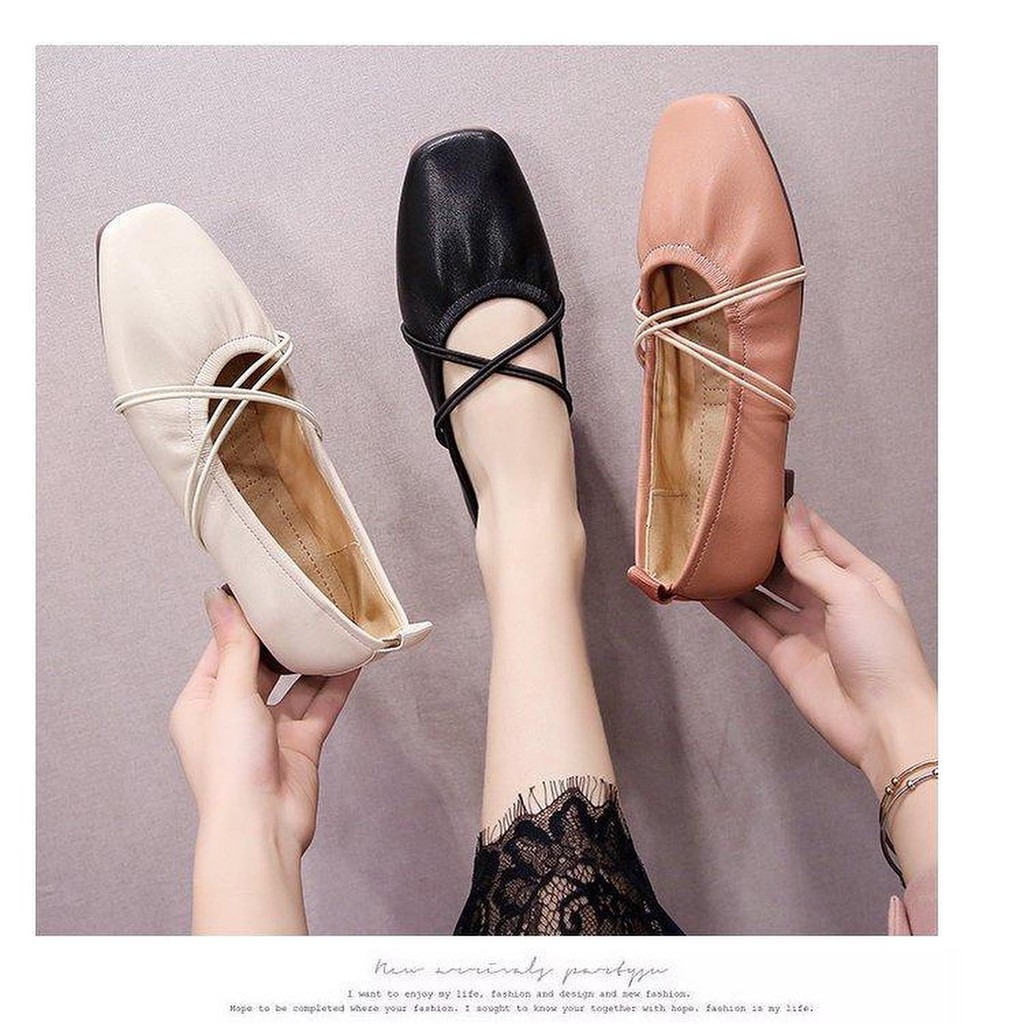 BEESHOES - GIÀY BÚP BÊ THỜI TRANG ĐẾ BỆT DA MỀM - GIÀY BÚP BÊ NỮ MŨI VUÔNG ĐI SIÊU ÊM VÀ MỀM SẴN MÀU ĐEN - KEM - HỒN6018