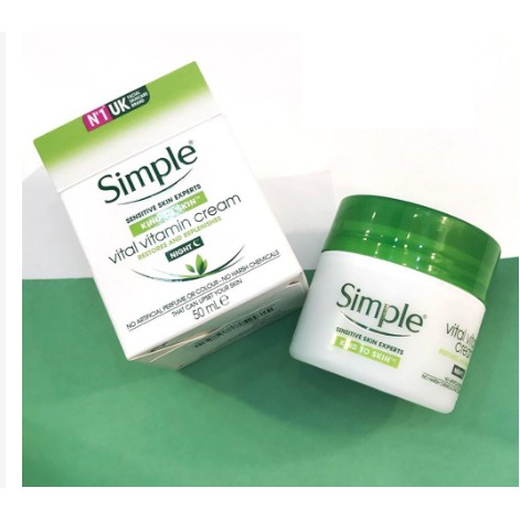 Kem Dưỡng Ngày và Đêm Simple Kind To Skin Vital Vitamin Cream SPF15 50ml