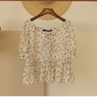 [MOMOCO] Áo croptop lửng chun eo và tay M2345