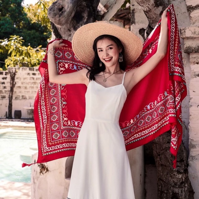 Khăn Choàng Boho Vintage Hoạ Tiết Thổ Cẩm Đỏ Rực Rỡ