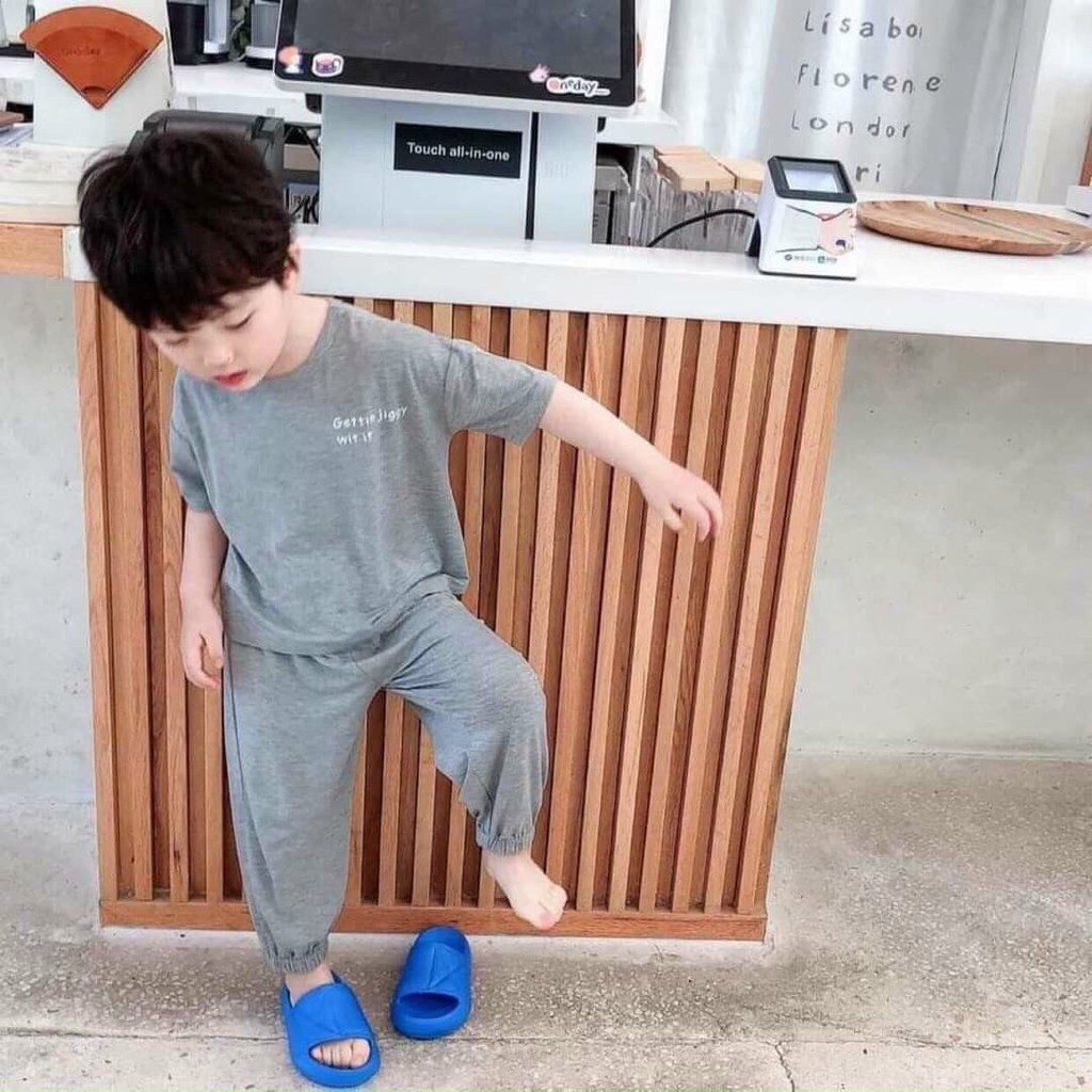 Bộ Quần Áo Alibaba Cho Bé Trai, Bé Gái Minky Mom Vải Thun Lạnh Họa Tiết Dễ Thương, Bộ Cộc Tay Quần Dài Mặc Nhà