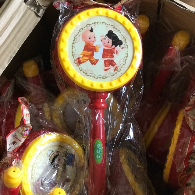 Trống lắc cho bé