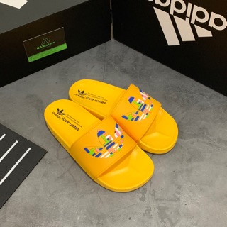 DÉP ADIDAS ADILETTE BÁNH MÌ VÀNG - XINH XỈU