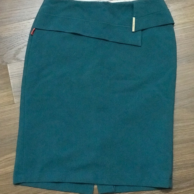 Chân váy công sở Oliver